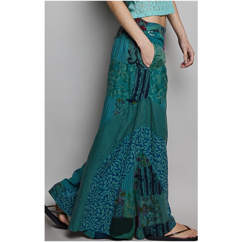 POL Cotton Stretchy Waist Floral Patchwork Wide leg Pants - Picture 4 of 5